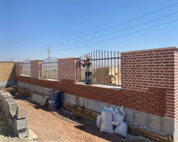 کندن فونداسیون دیوار ,فونداسیون دیوار صنعتی ,آرماتور بندی فونداسیون دیوارکشی,کرسی چینی دیوار ,ستون آهنی دیوار , بندکشی دیوار اجرای دیوار کشی محوطه در شهرک صنعتی امید البرز