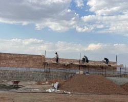 اجرای دیوار کشی محوطه شرکت صبا سپهر عظیمی دیوار کشی محوطه شرکت صبا سپهر